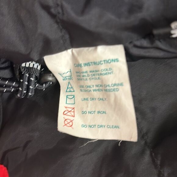 Obermeyer woman's red ski jacket - Picture 14 of 16